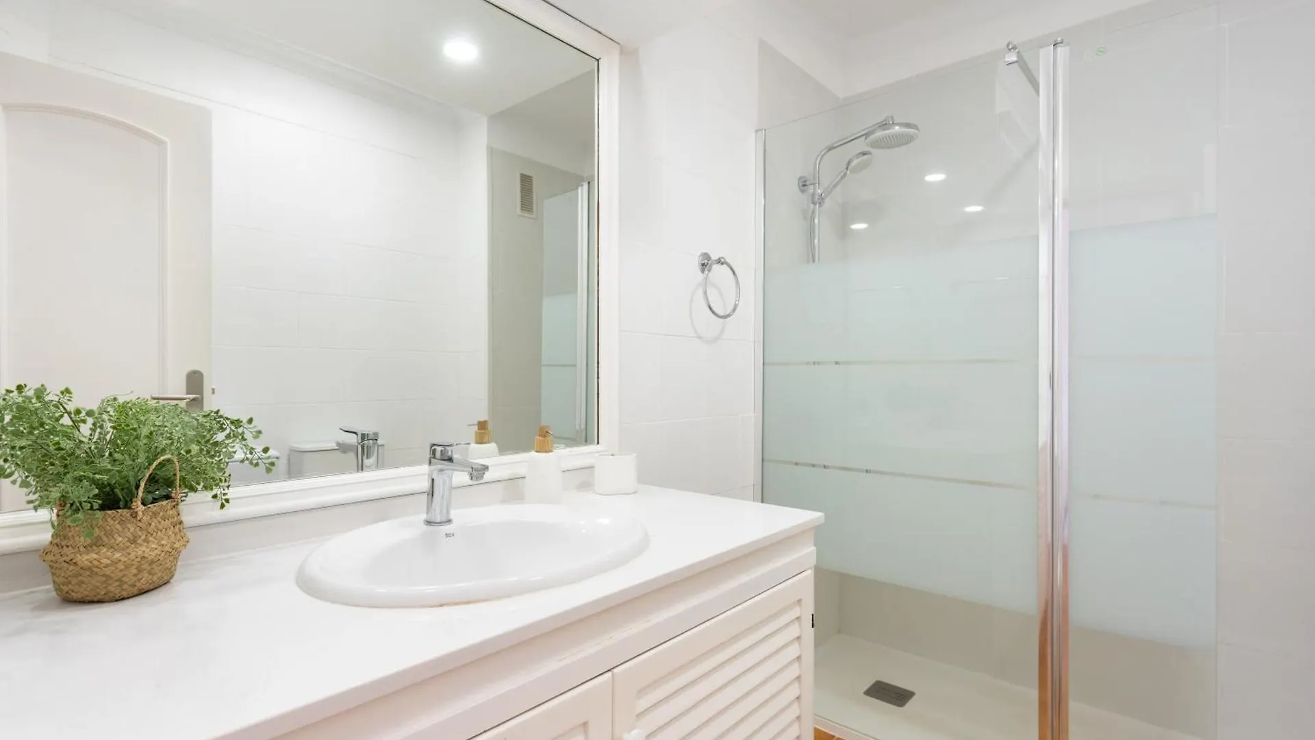 Home2Book Trendy Apt Pool & Terrace Golf Del Sur San Miguel de Abona
